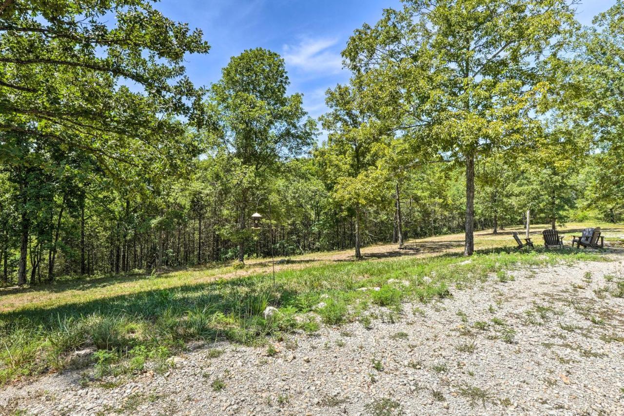 Branson Tiny Home On 52 Acres With Private Lake! Exterior foto